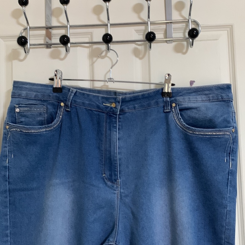 BE ME BLUE BEDAZZLED WIDE LEG JEANS SIZE 22 - Picture 2 of 8